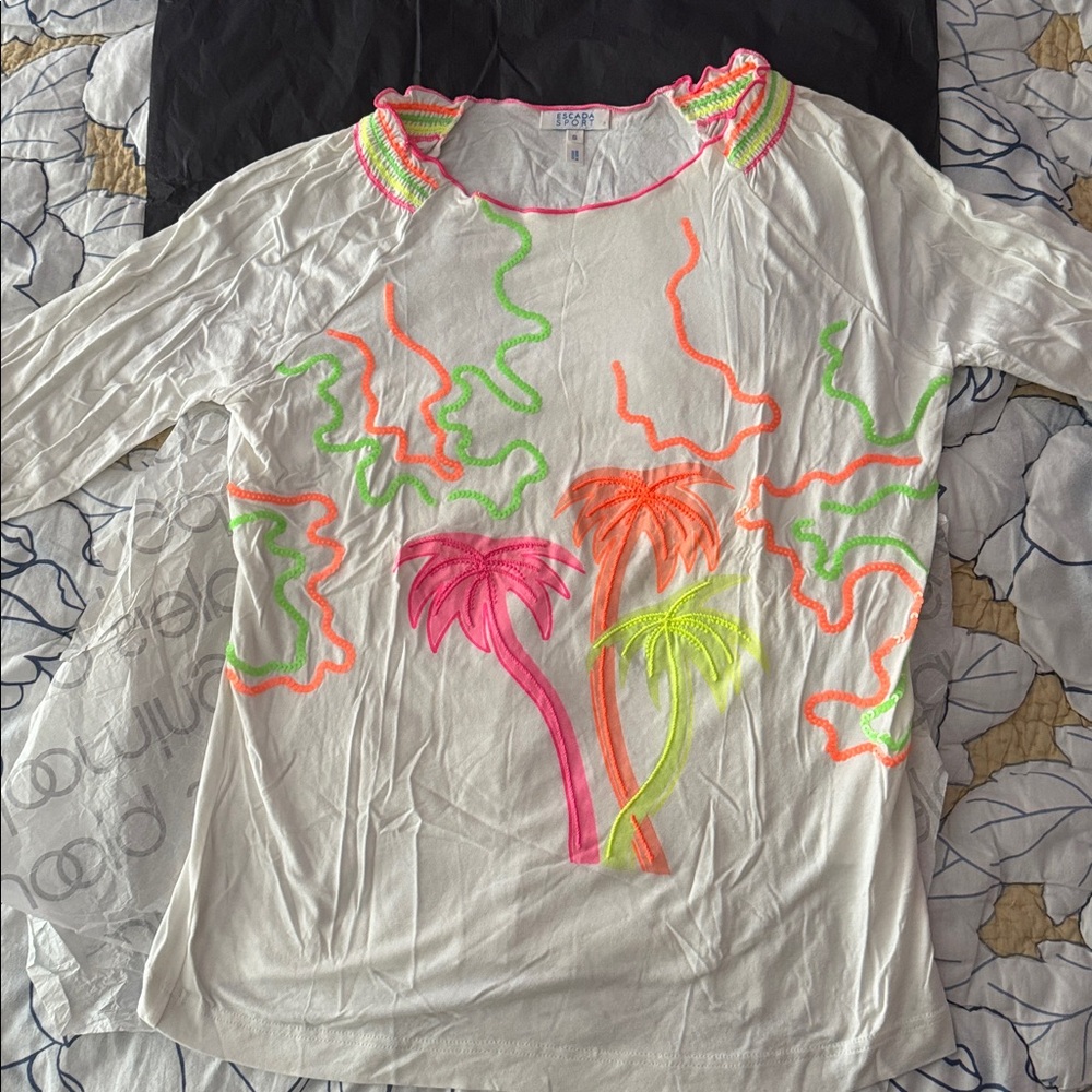 Colorful Graphic 3/4 Sleeve Top. Escada sport. Size S